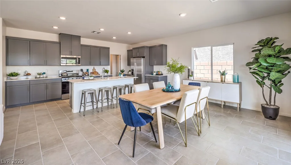 7400 Dominguez Bay, North Las Vegas, NV 89084