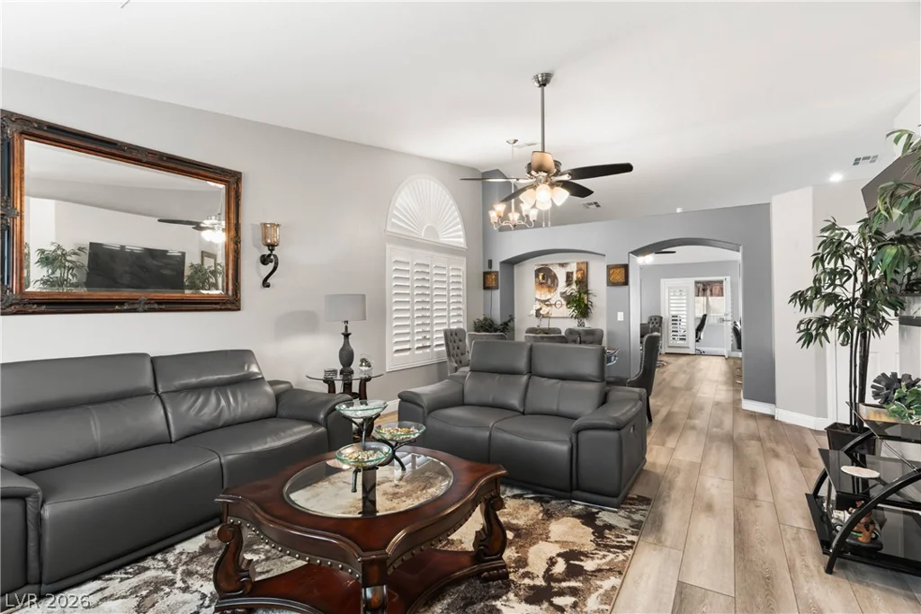 527 Duran, Henderson, NV 89015
