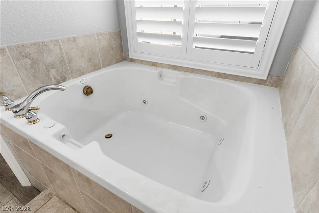 527 Duran, Henderson, NV 89015