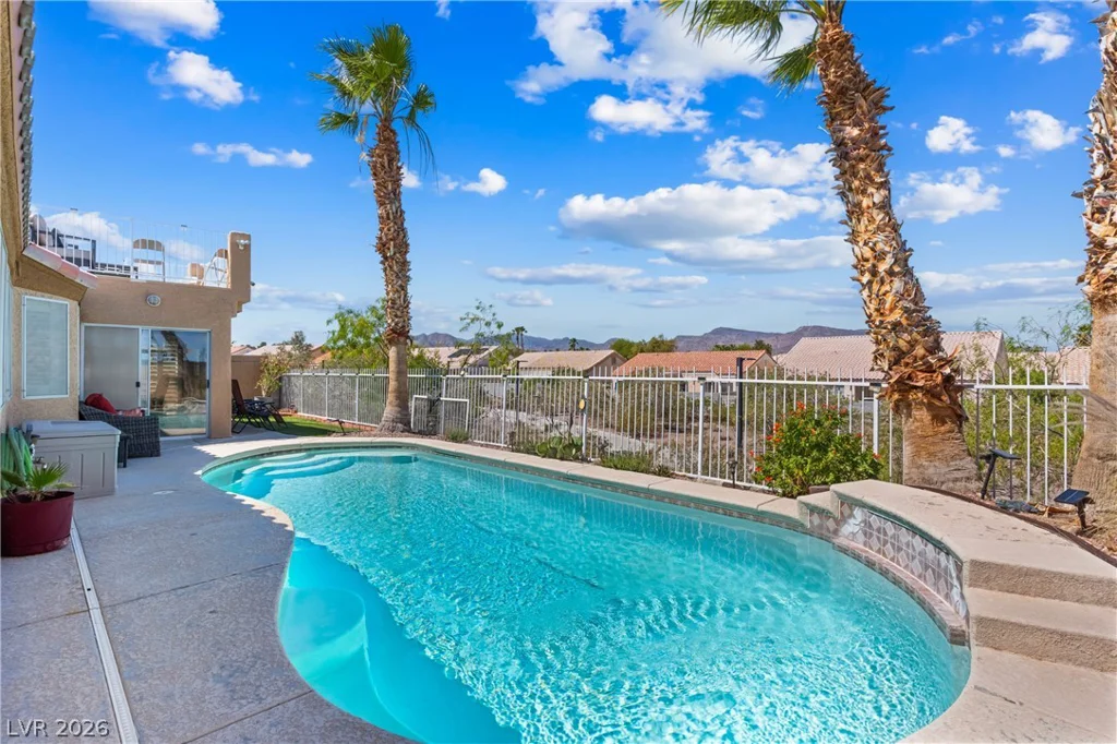 527 Duran, Henderson, NV 89015