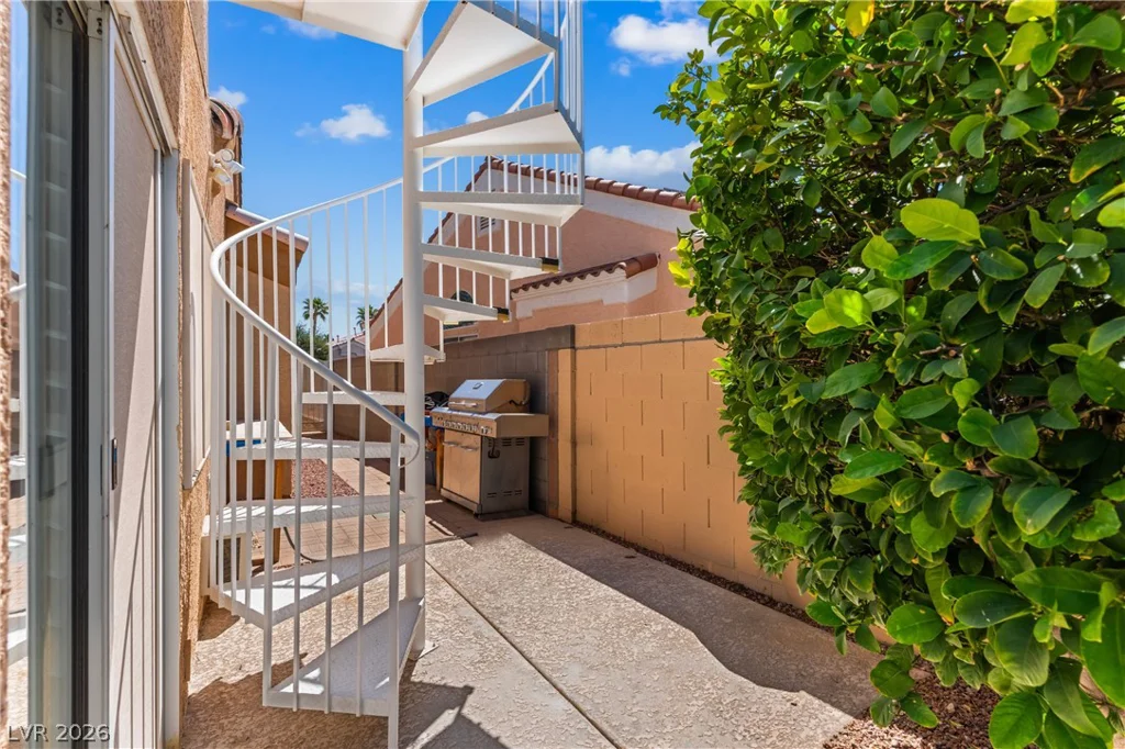 527 Duran, Henderson, NV 89015