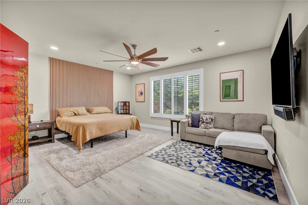 9520 Grand Pass, Las Vegas, NV 89129
