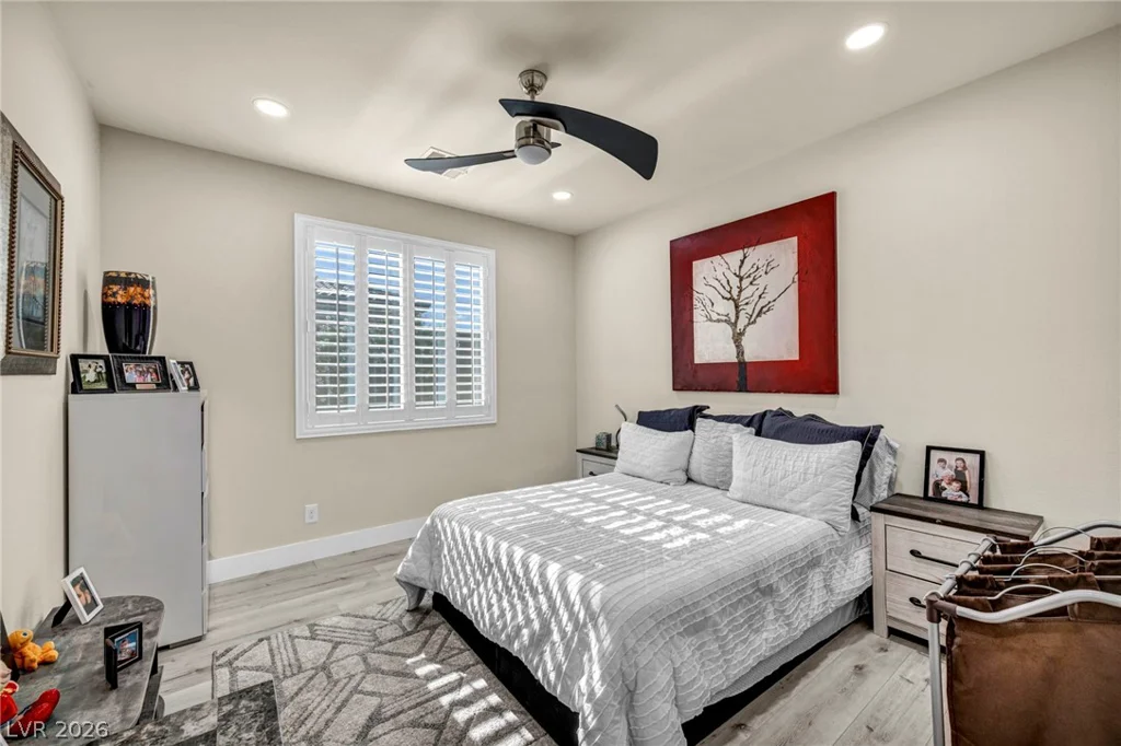 9520 Grand Pass, Las Vegas, NV 89129