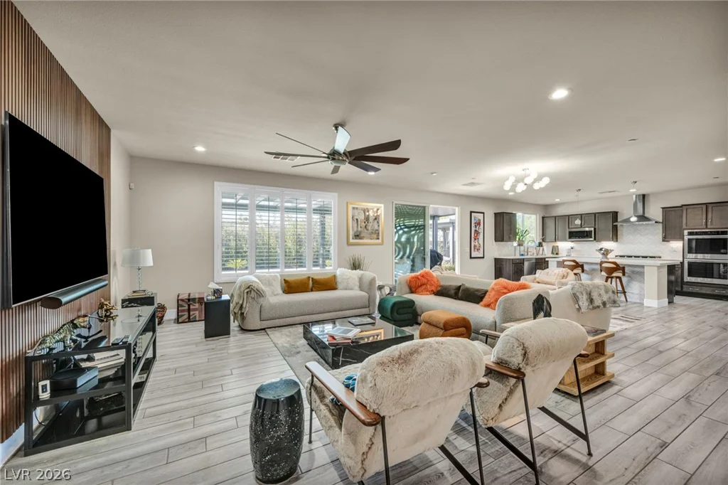 9520 Grand Pass, Las Vegas, NV 89129