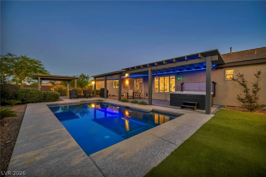 9520 Grand Pass, Las Vegas, NV 89129
