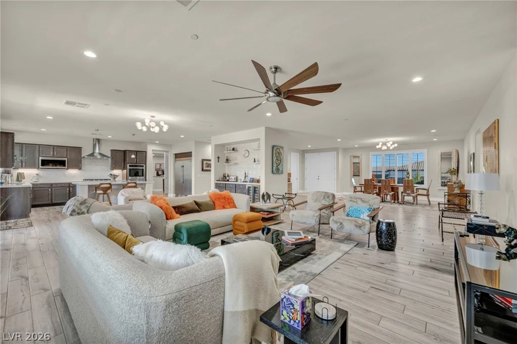 9520 Grand Pass, Las Vegas, NV 89129