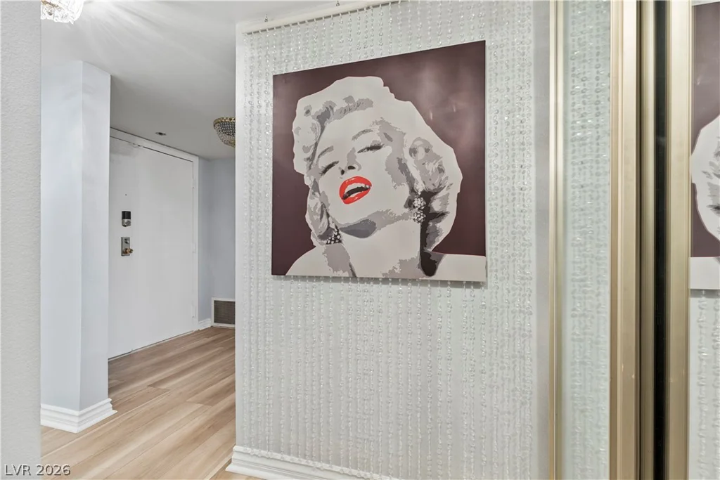 205 Harmon, Las Vegas, NV 89169