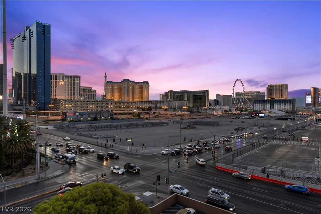 205 Harmon, Las Vegas, NV 89169