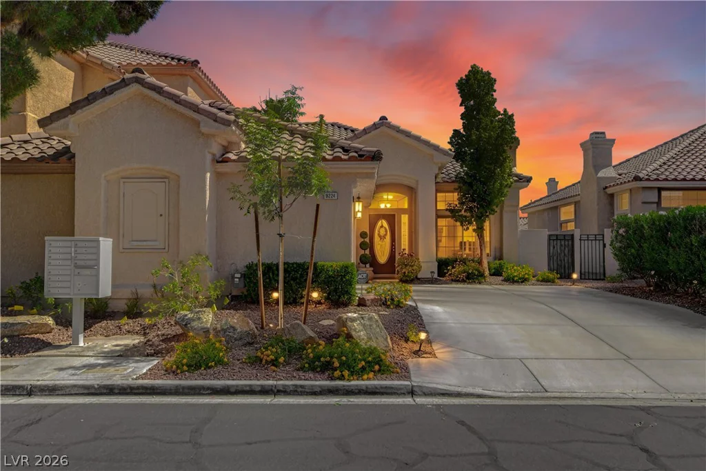 9224 Sunnyfield, Las Vegas, NV 89134