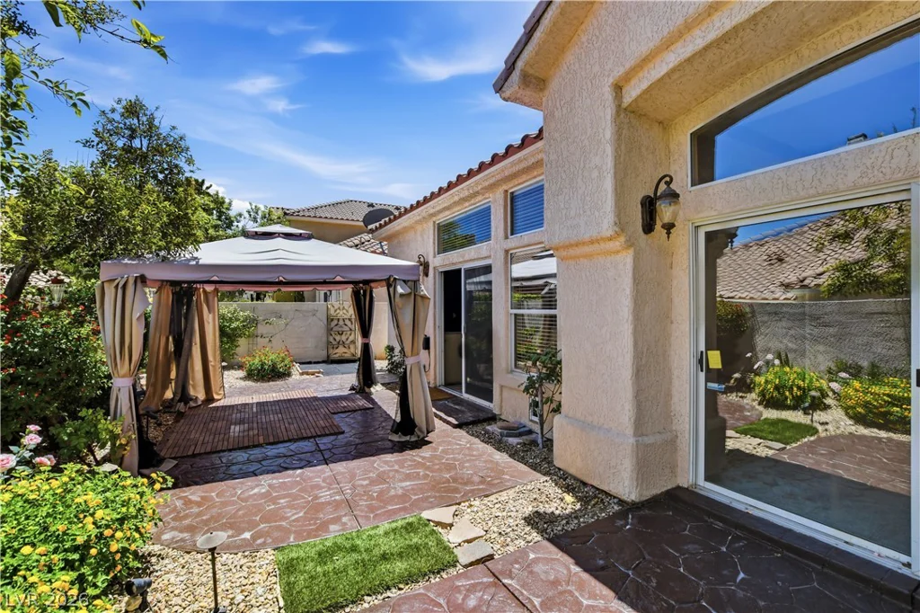 9224 Sunnyfield, Las Vegas, NV 89134