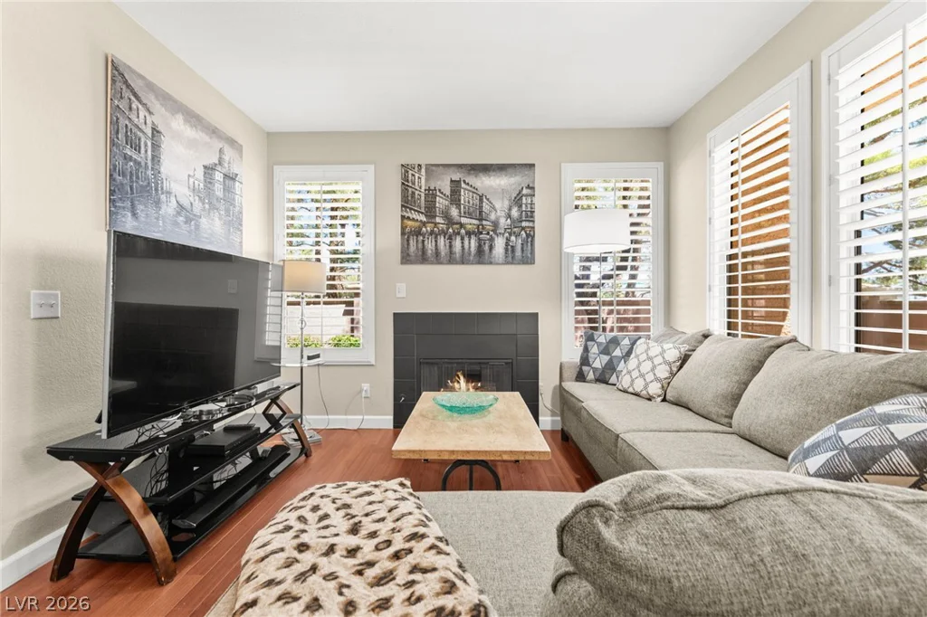 251 Green Valley, Henderson, NV 89012