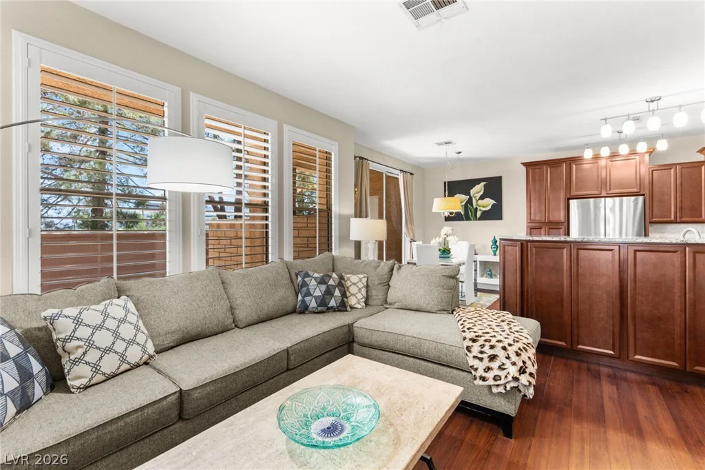 251 Green Valley, Henderson, NV 89012