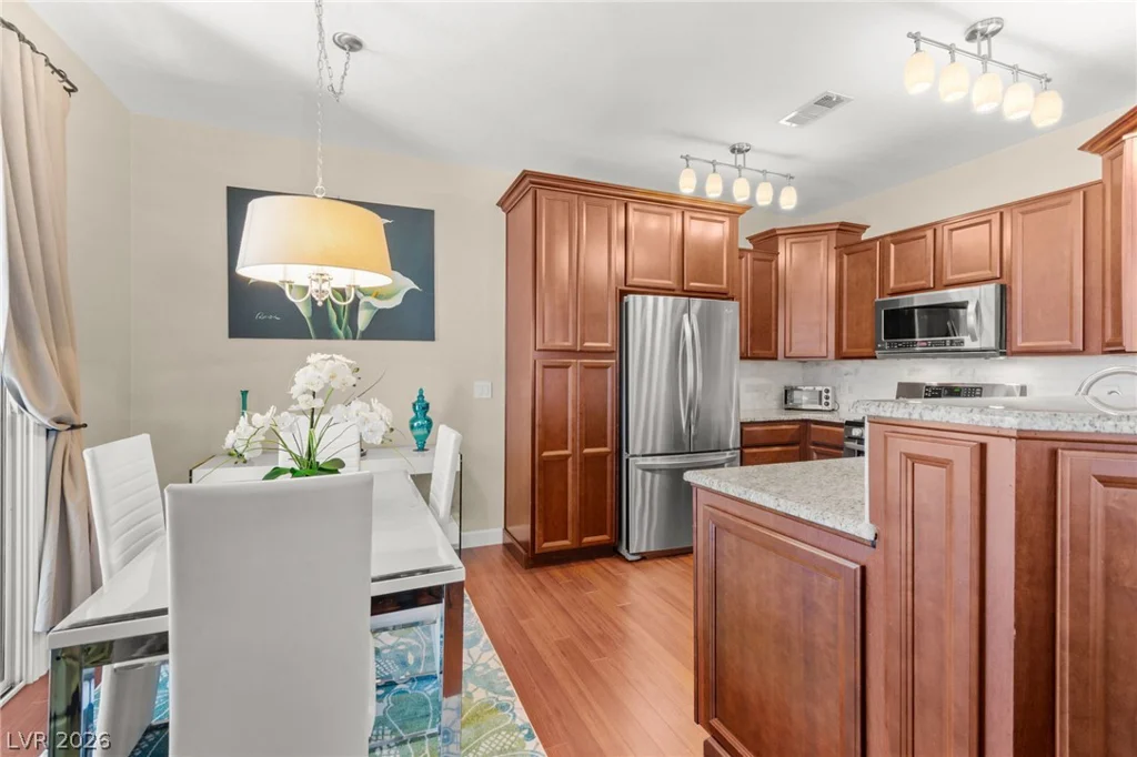 251 Green Valley, Henderson, NV 89012