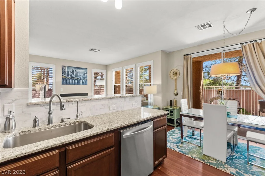 251 Green Valley, Henderson, NV 89012