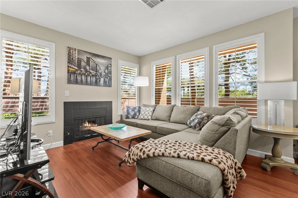 251 Green Valley, Henderson, NV 89012