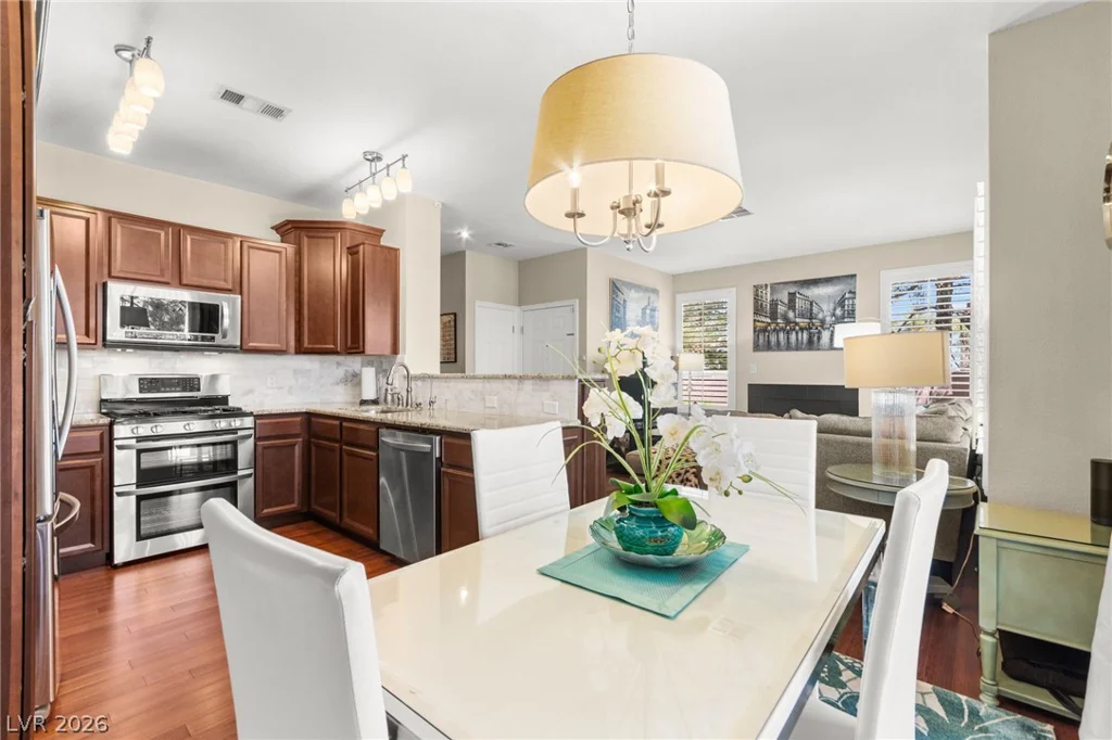 251 Green Valley, Henderson, NV 89012