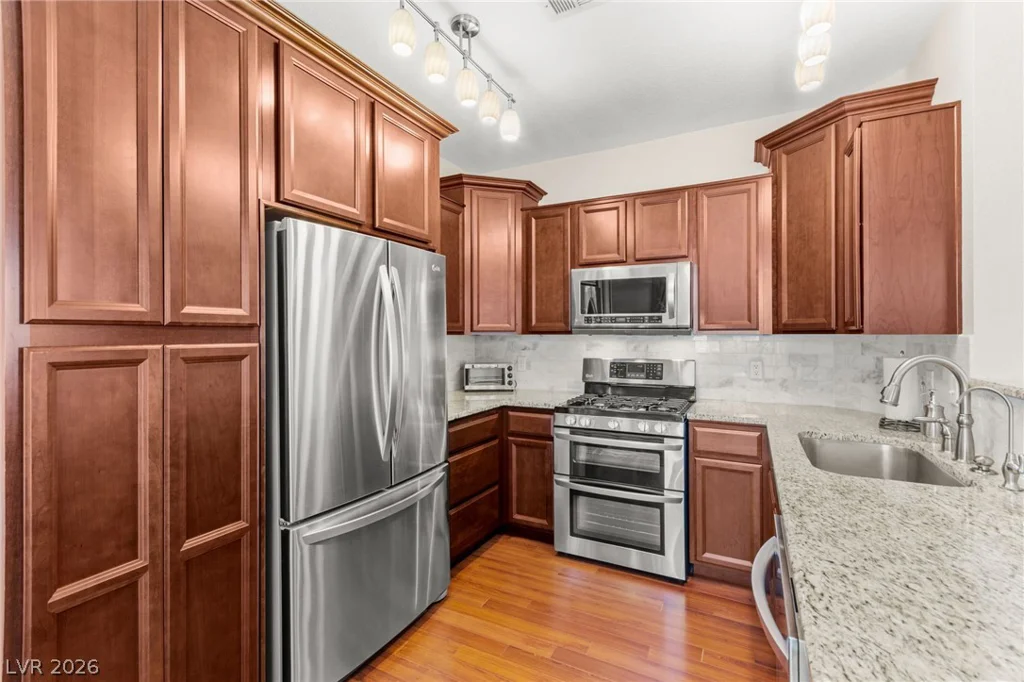 251 Green Valley, Henderson, NV 89012
