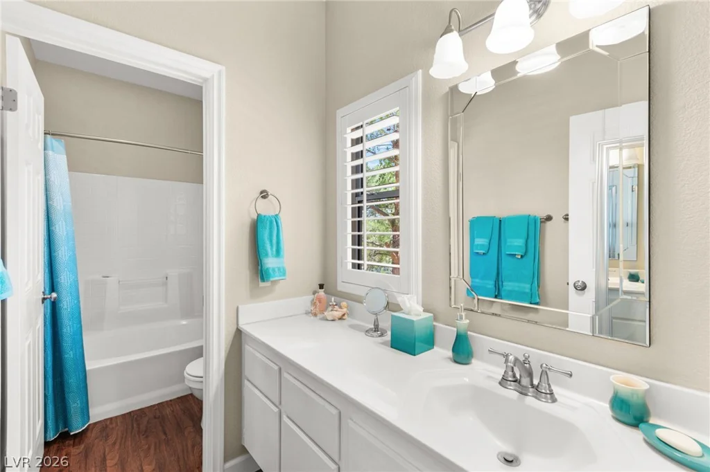 251 Green Valley, Henderson, NV 89012
