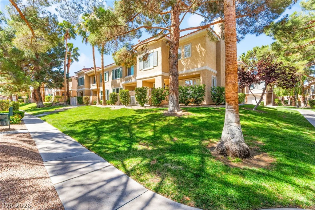 251 Green Valley, Henderson, NV 89012