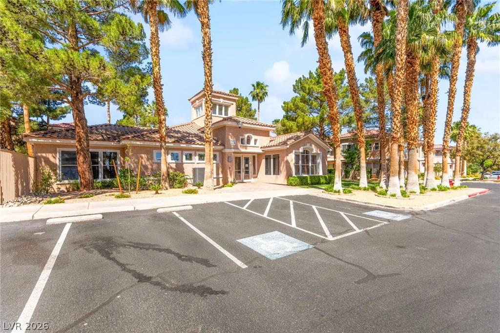 251 Green Valley, Henderson, NV 89012