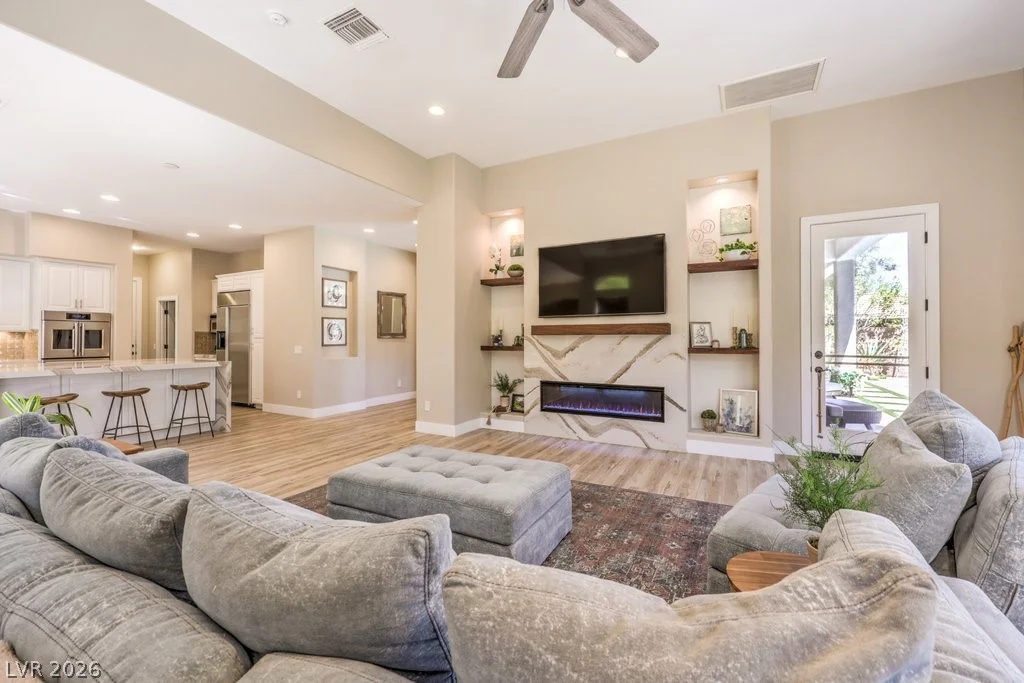 26 Plum Hollow, Henderson, NV 89052