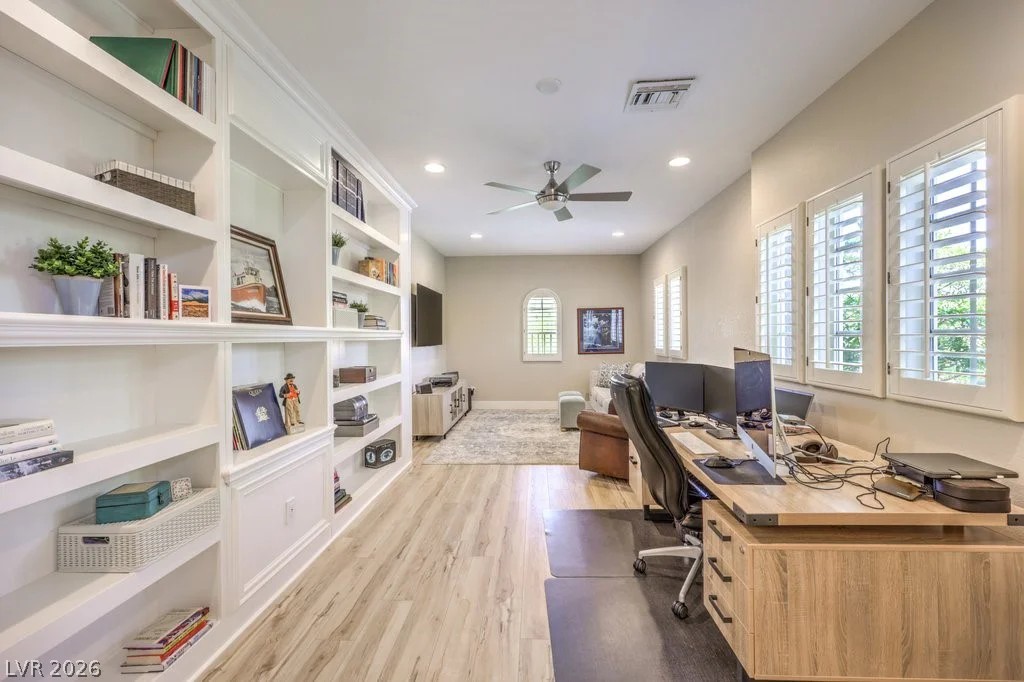 26 Plum Hollow, Henderson, NV 89052