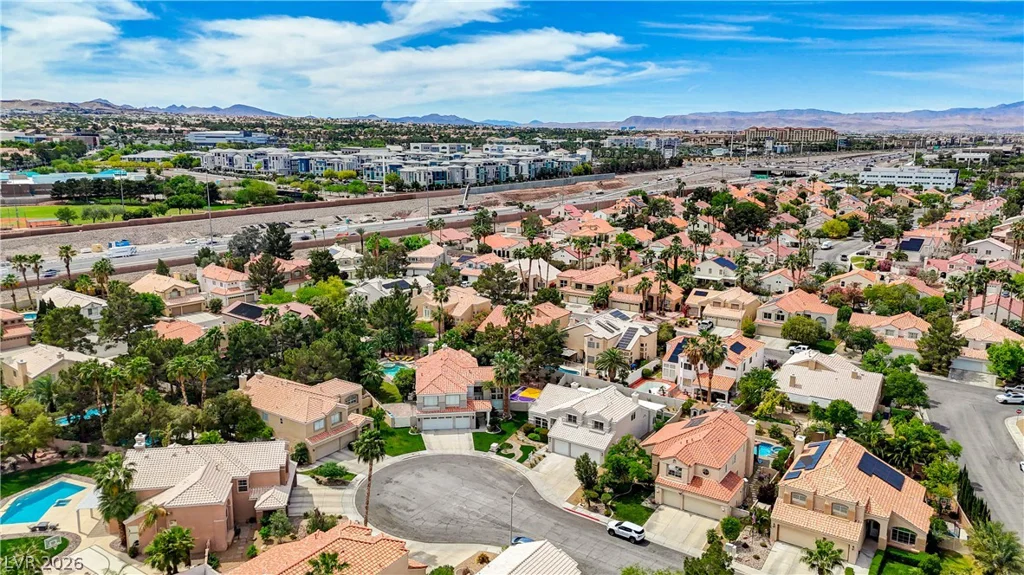 11 Cozy Glen, Henderson, NV 89074