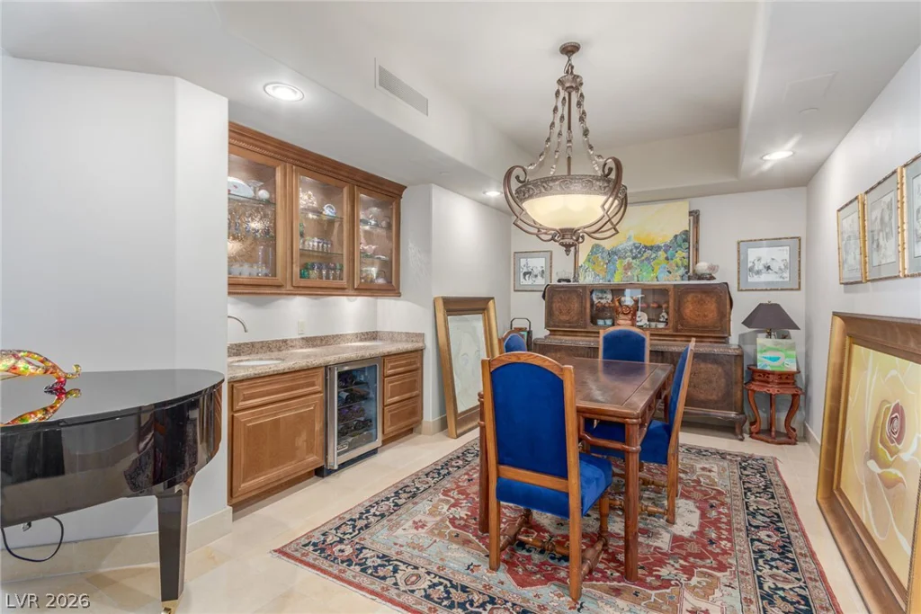 9101 Alta, Las Vegas, NV 89145