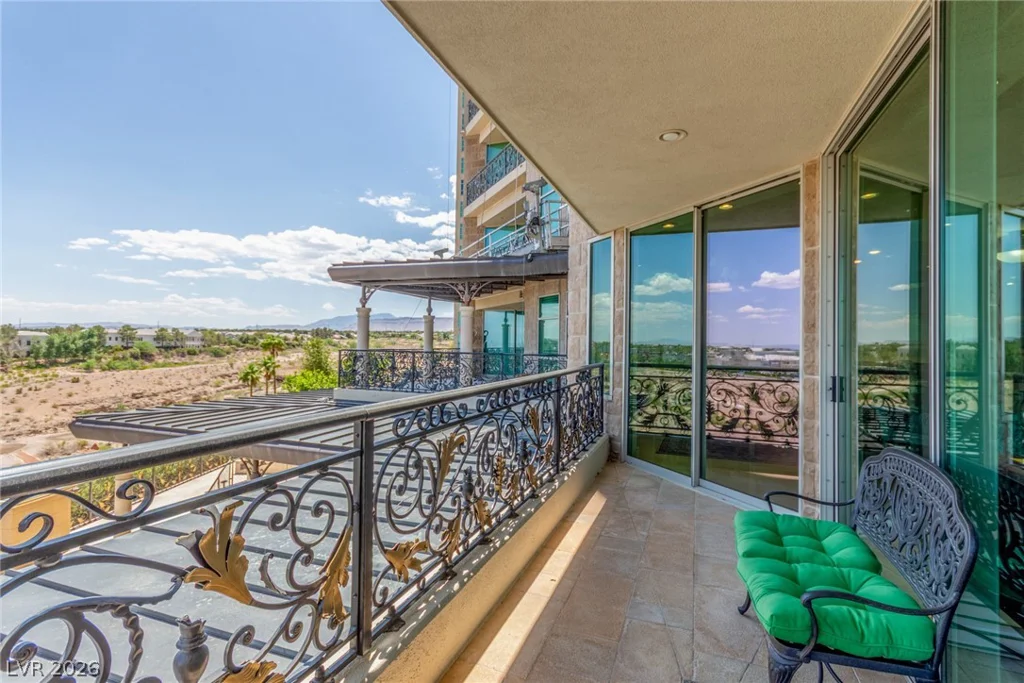 9101 Alta, Las Vegas, NV 89145