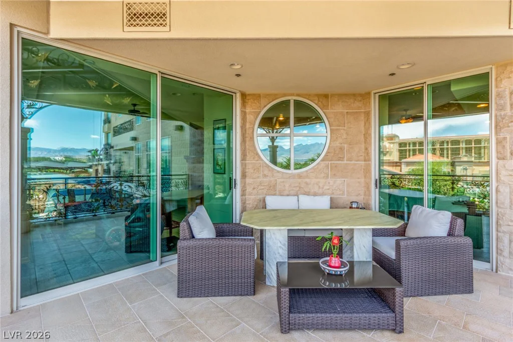 9101 Alta, Las Vegas, NV 89145