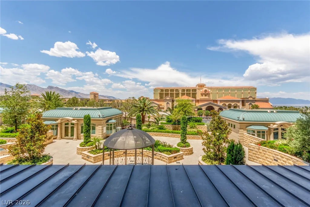 9101 Alta, Las Vegas, NV 89145
