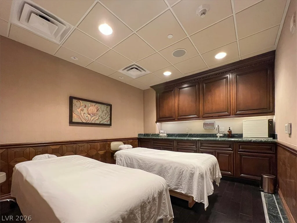 9101 Alta, Las Vegas, NV 89145