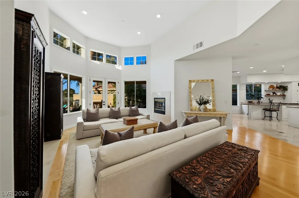 46 Via Paradiso, Henderson, NV 89011