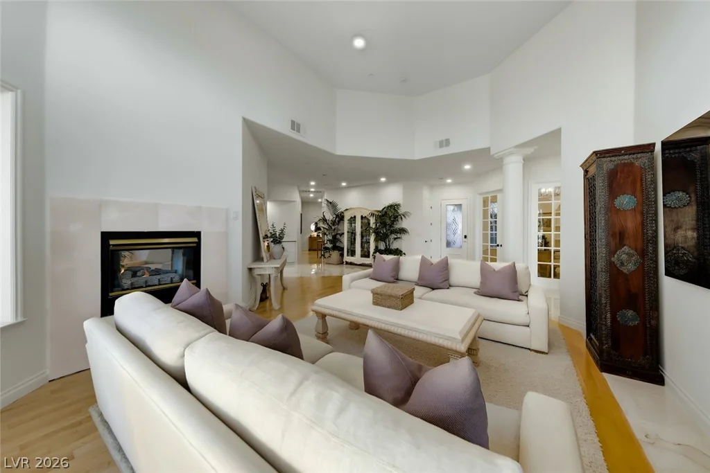 46 Via Paradiso, Henderson, NV 89011