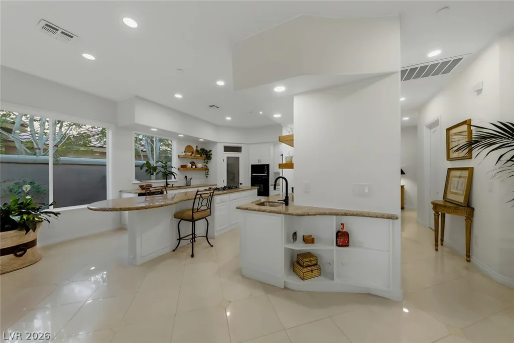 46 Via Paradiso, Henderson, NV 89011