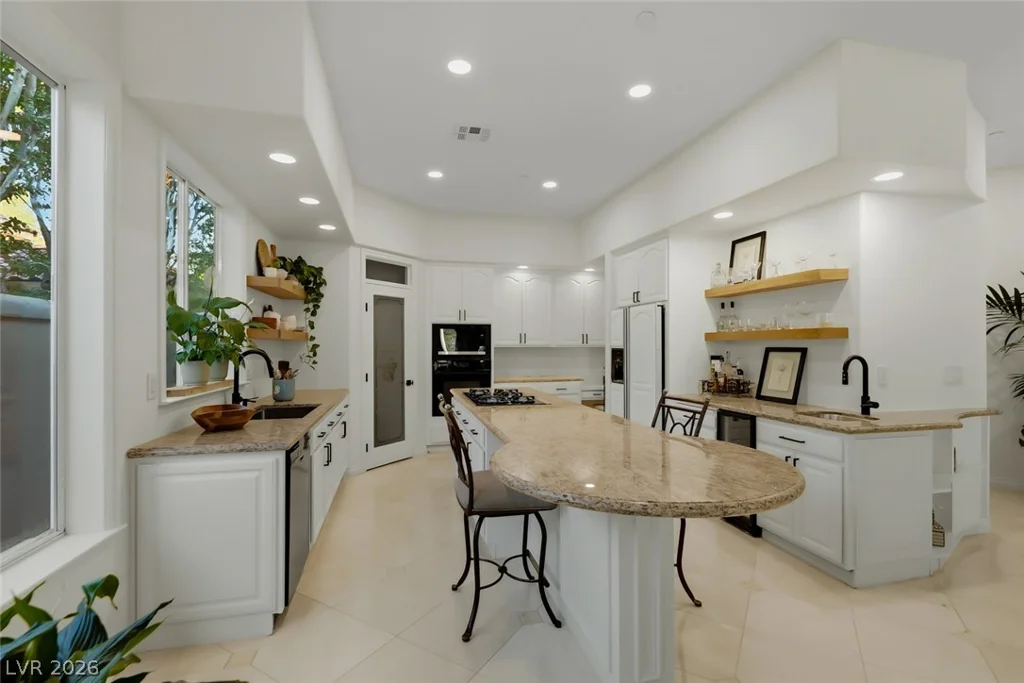 46 Via Paradiso, Henderson, NV 89011