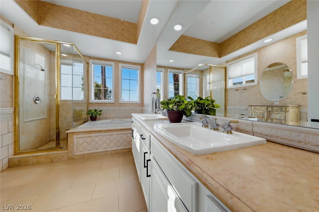 46 Via Paradiso, Henderson, NV 89011