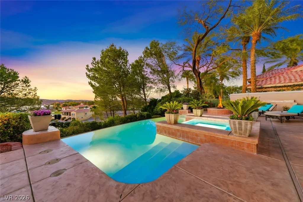 46 Via Paradiso, Henderson, NV 89011