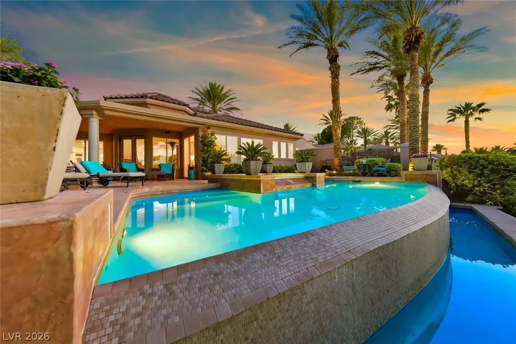 46 Via Paradiso, Henderson, NV 89011