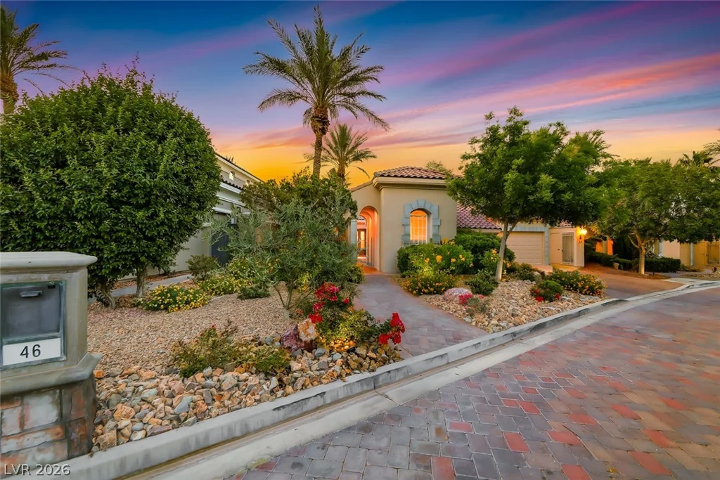 46 Via Paradiso, Henderson, NV 89011