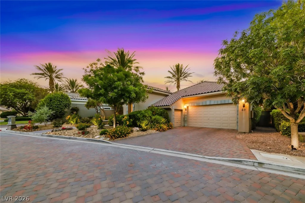 46 Via Paradiso, Henderson, NV 89011
