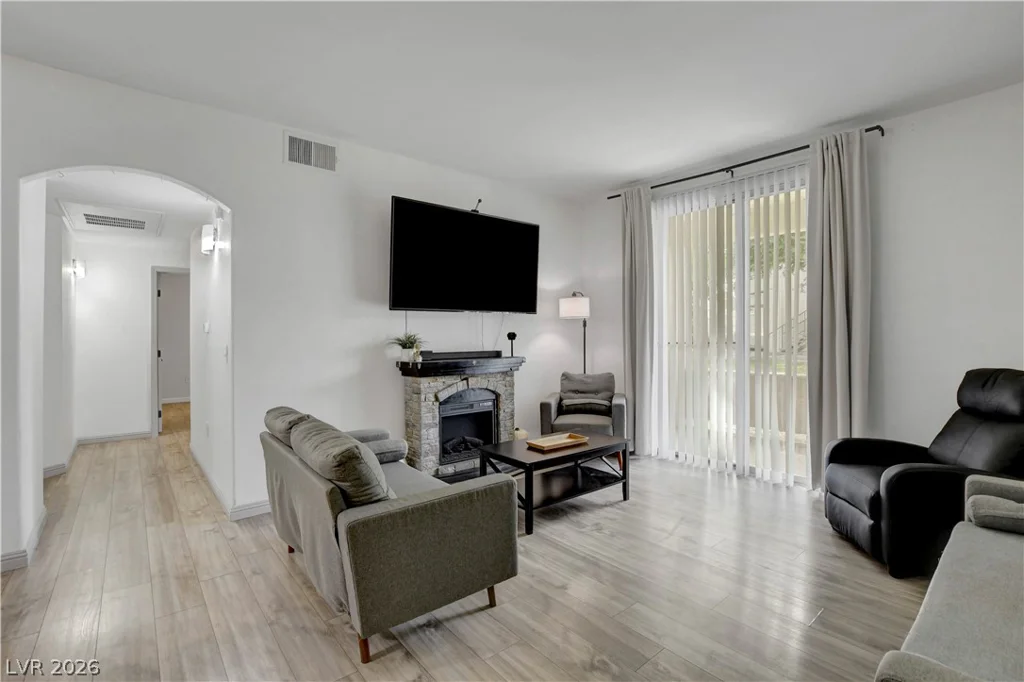 1300 Arlington, Las Vegas, NV 89104