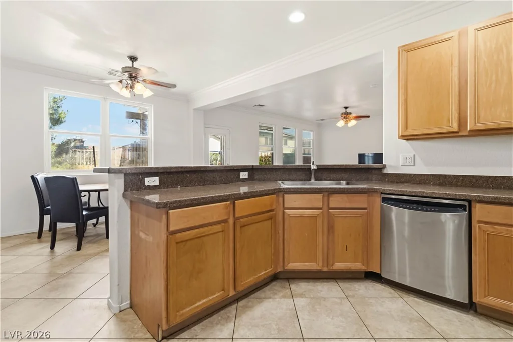 5629 Lookout Crest, North Las Vegas, NV 89031