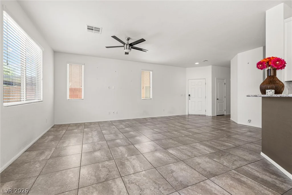 7616 Mallard Bay, Las Vegas, NV 89179