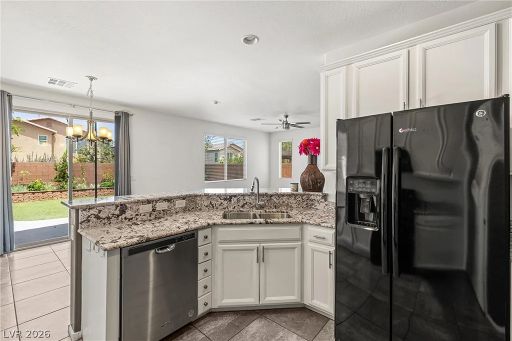 7616 Mallard Bay, Las Vegas, NV 89179