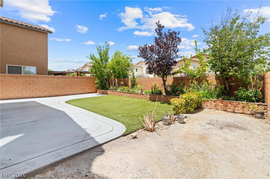 7616 Mallard Bay, Las Vegas, NV 89179