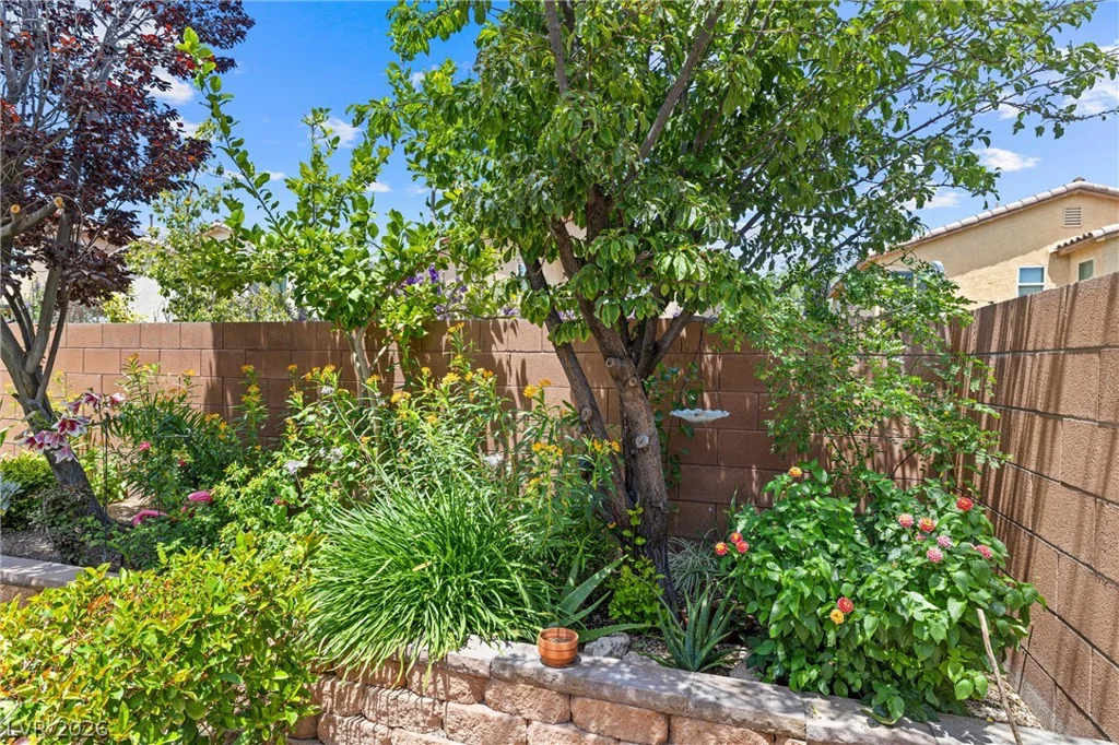 7616 Mallard Bay, Las Vegas, NV 89179