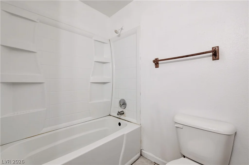 3998 Shady Oak, Las Vegas, NV 89115