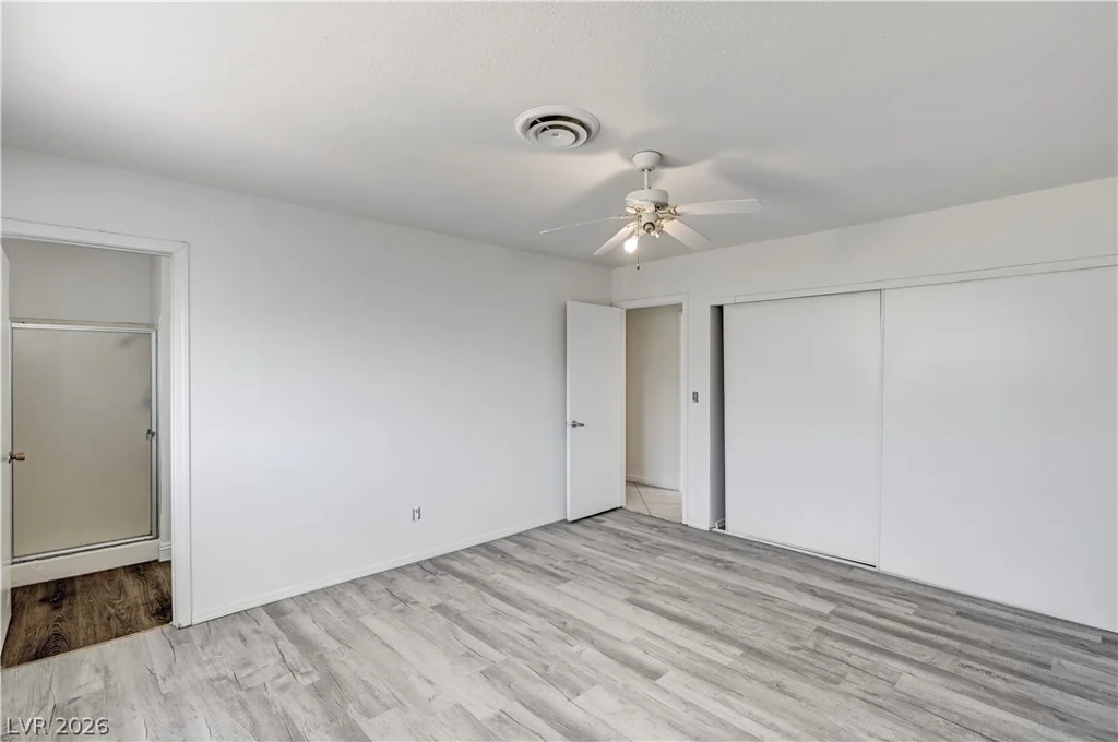 3998 Shady Oak, Las Vegas, NV 89115