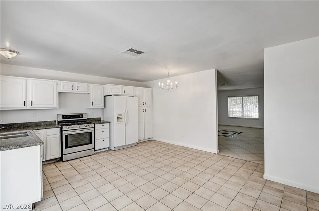 3998 Shady Oak, Las Vegas, NV 89115